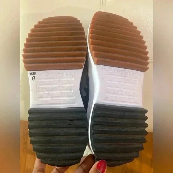 Converse Run Star high-tops Woman’s Size 8.5 and Mens Size 7 - Picture 6 of 9